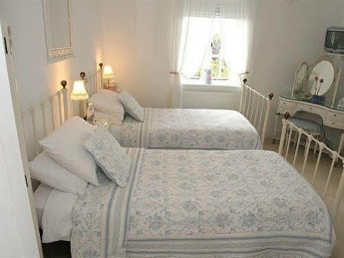 شيشستر Flint Cottage المظهر الخارجي الصورة