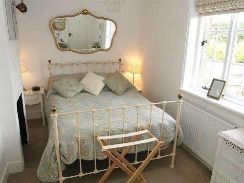 شيشستر Flint Cottage المظهر الخارجي الصورة
